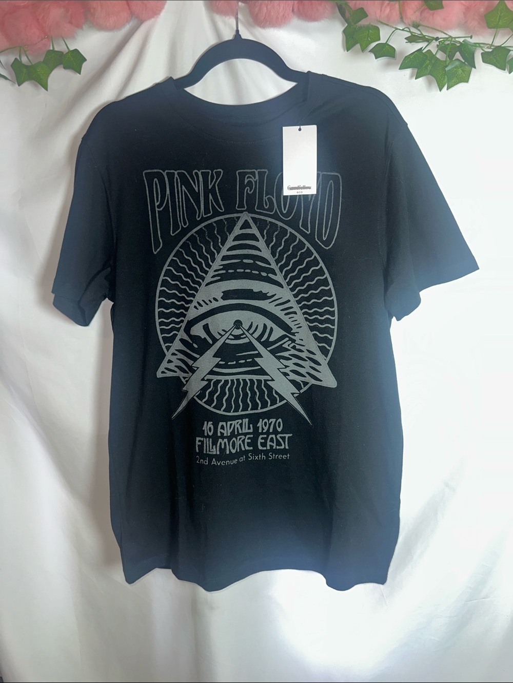 Goodfellow & Co Black Pink Floyd Graphic Tee